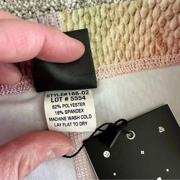 Terez Pink Python Hi-Shine Leggings Size XS - Picture 4 of 9